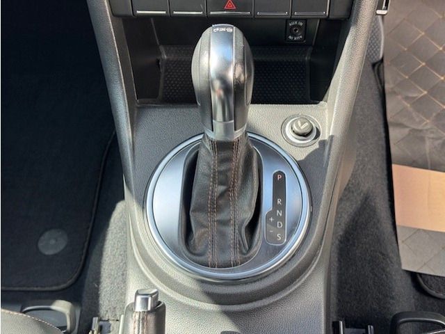 VOLKSWAGEN THE BEETL 2013 Image 31