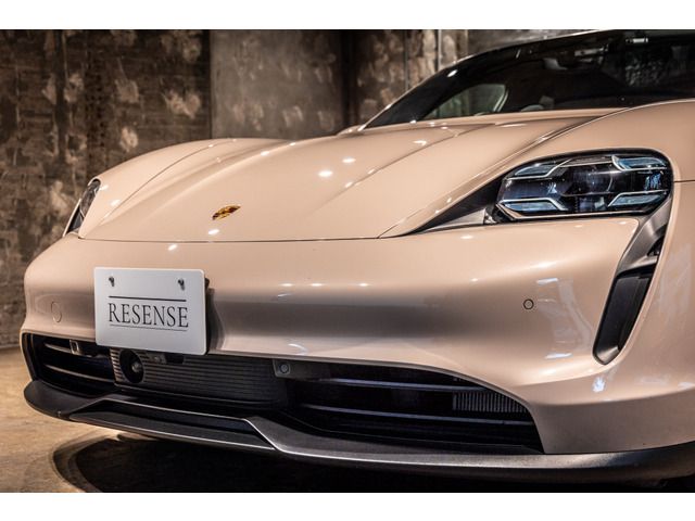 PORSCHE TAYCAN 2021 Image 31