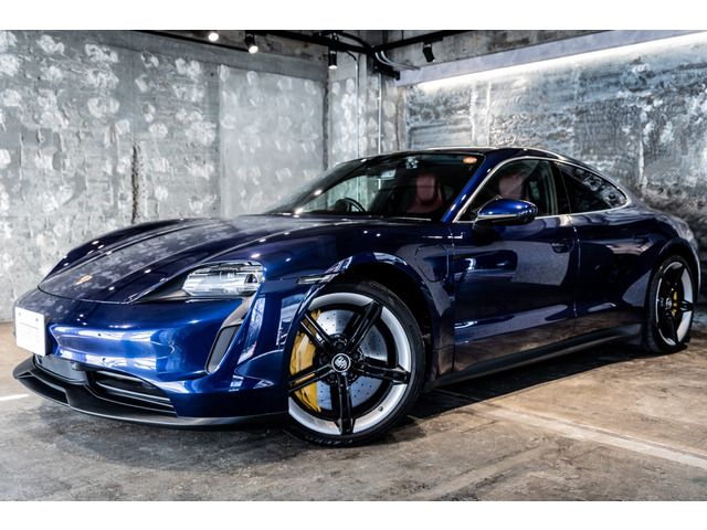 PORSCHE TAYCAN 2021 Image 31