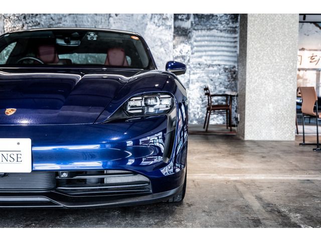 PORSCHE TAYCAN 2021 Image 31