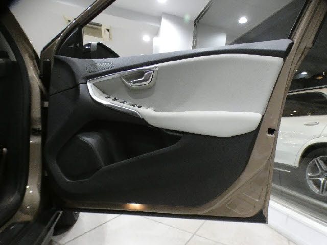 VOLVO V40 CROSS COUN 2016 Image 31