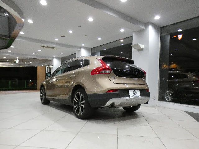 VOLVO V40 CROSS COUN 2016 Image 31