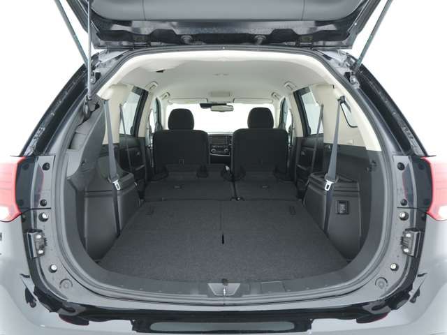 MITSUBISHI OUTLANDER 4WD 2017 Image 31