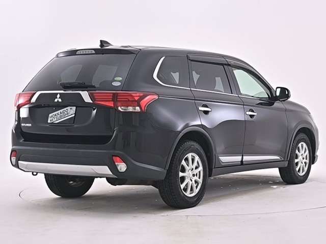 MITSUBISHI OUTLANDER 4WD 2017 Image 31