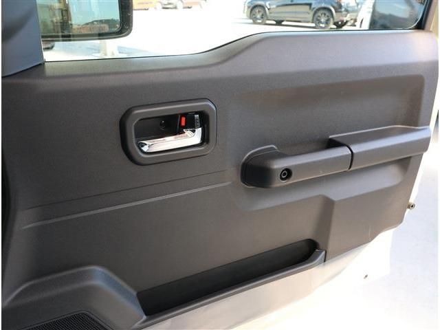 SUZUKI JIMNY NOMADE 2026 Image 31