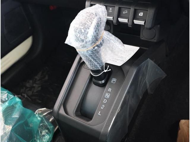 SUZUKI JIMNY NOMADE 2026 Image 31