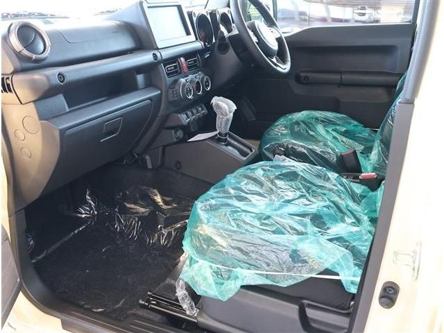 SUZUKI JIMNY NOMADE 2026 Image 31