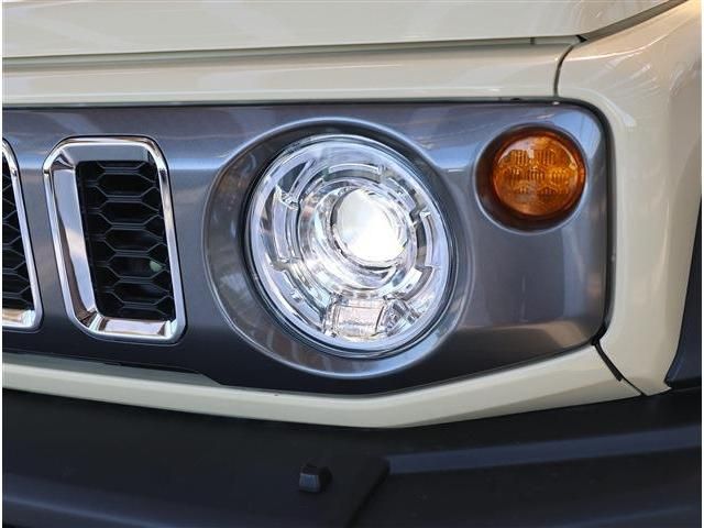 SUZUKI JIMNY NOMADE 2026 Image 31