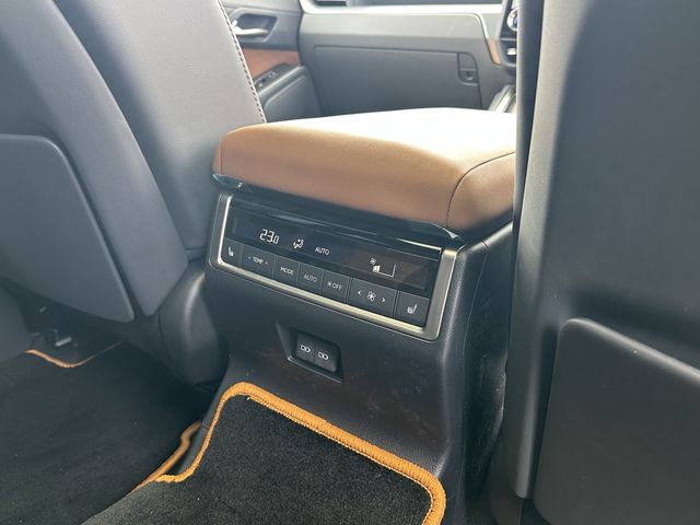 TOYOTA LEXUS GX550 2025 Image 31