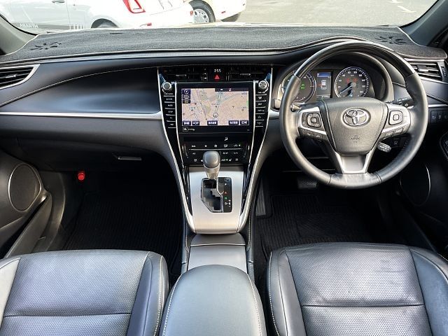 TOYOTA HARRIER HYBRID 2017 Image 31