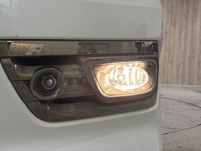 HONDA STEPWAGON SPADA 2012 Image 31