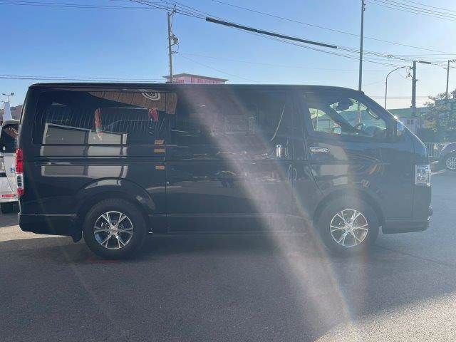 TOYOTA REGIUSACE VAN 4WD 2018 Image 31