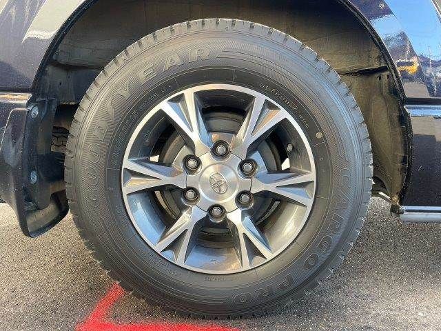 TOYOTA REGIUSACE VAN 4WD 2018 Image 31