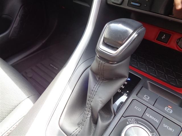 TOYOTA RAV4 4WD 2022 Image 31