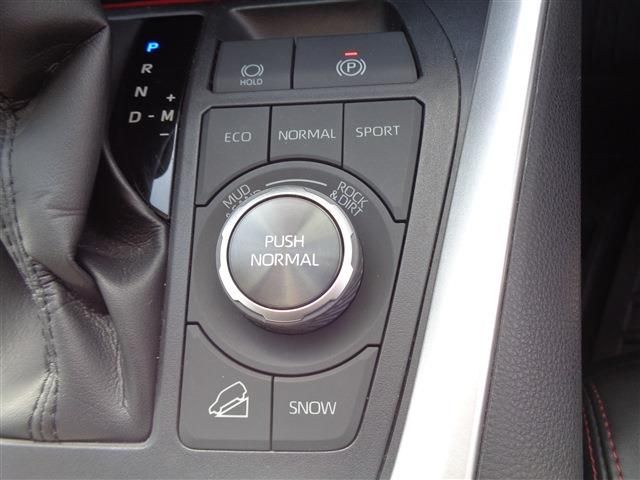 TOYOTA RAV4 4WD 2022 Image 31