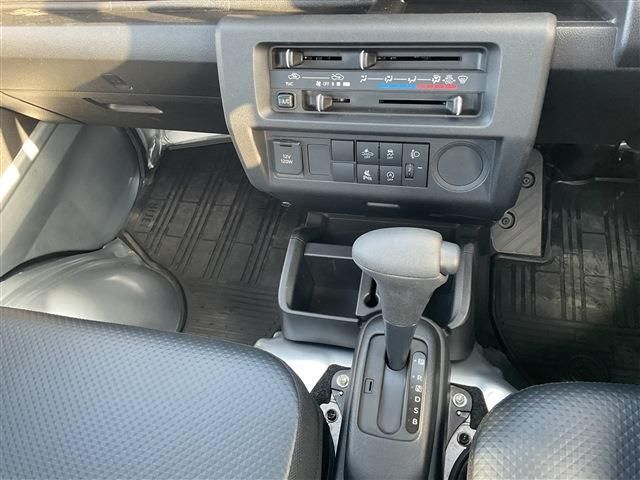 DAIHATSU HIJET TRUCK 2025 Image 31