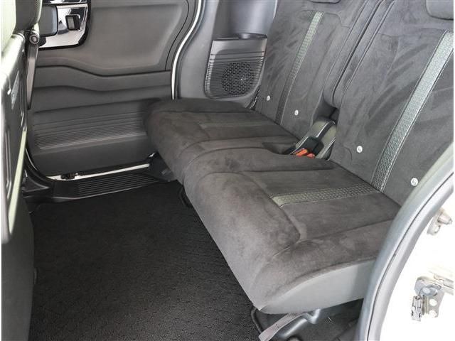 HONDA N BOX CUSTOM 2022 Image 31