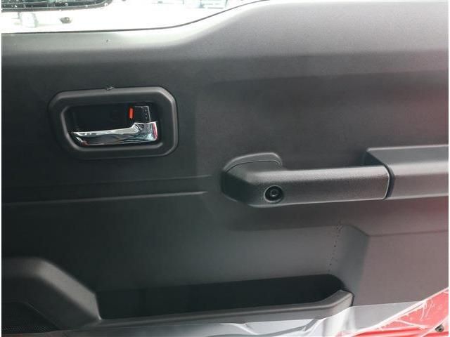 SUZUKI JIMNY NOMADE 2026 Image 31