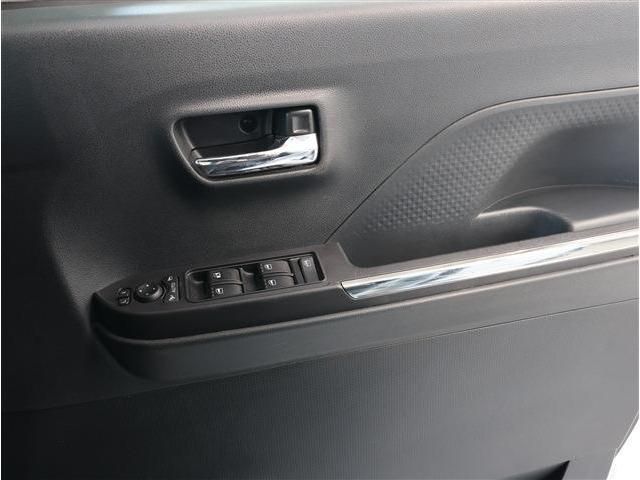 DAIHATSU TANTO CUSTOM 2023 Image 31