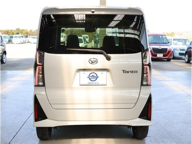 DAIHATSU TANTO CUSTOM 2023 Image 31