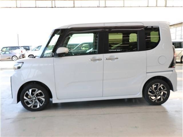 DAIHATSU TANTO CUSTOM 2023 Image 31
