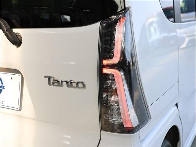 DAIHATSU TANTO CUSTOM 2023 Image 31
