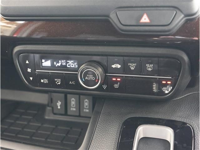 HONDA N BOX CUSTOM 2022 Image 31