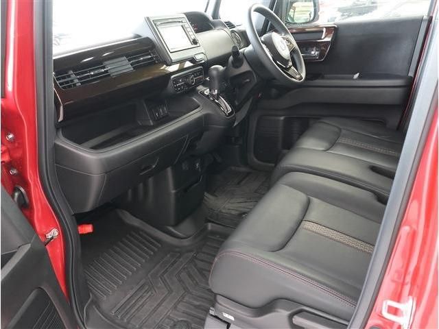 HONDA N BOX CUSTOM 2022 Image 31