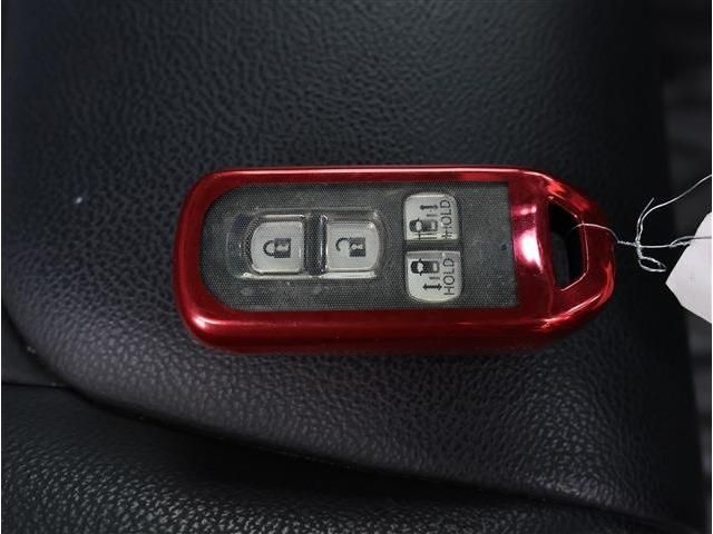 HONDA N BOX CUSTOM 2022 Image 31