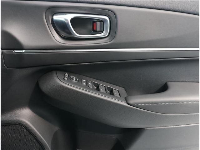 HONDA VEZEL E:HEV 2025 Image 31