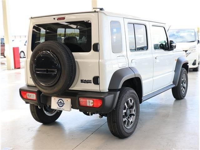 SUZUKI JIMNY NOMADE 2025 Image 31