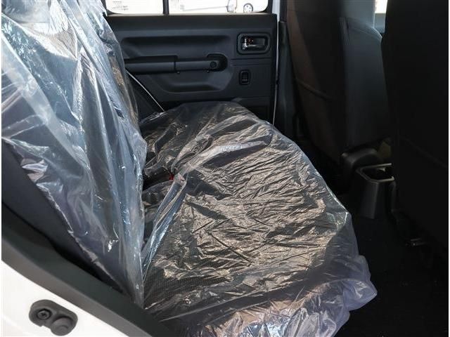 SUZUKI JIMNY NOMADE 2025 Image 31