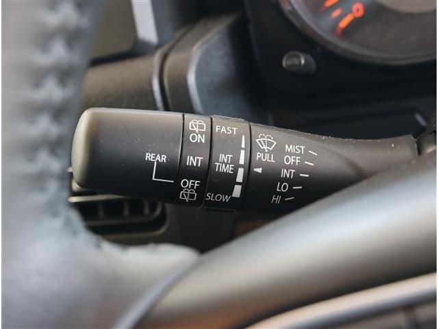 SUZUKI JIMNY NOMADE 2025 Image 31