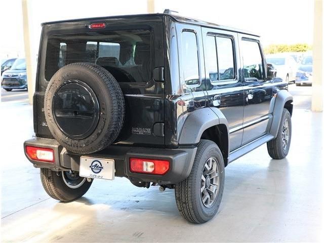 SUZUKI JIMNY NOMADE 2025 Image 31