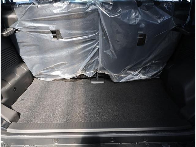 SUZUKI JIMNY NOMADE 2025 Image 31