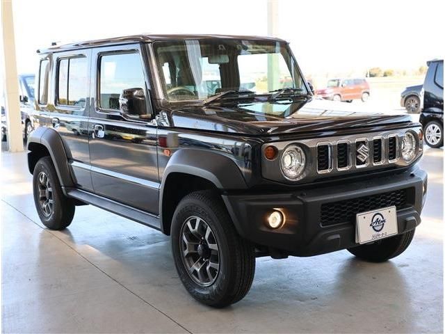 SUZUKI JIMNY NOMADE 2025 Image 31