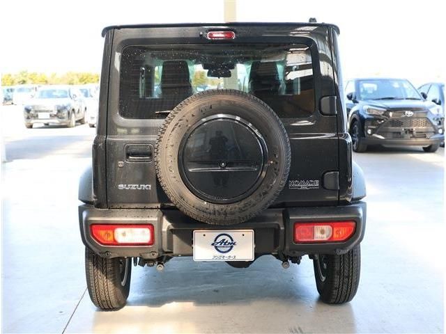 SUZUKI JIMNY NOMADE 2025 Image 31