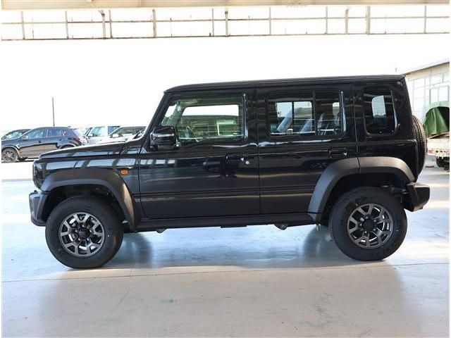 SUZUKI JIMNY NOMADE 2025 Image 31