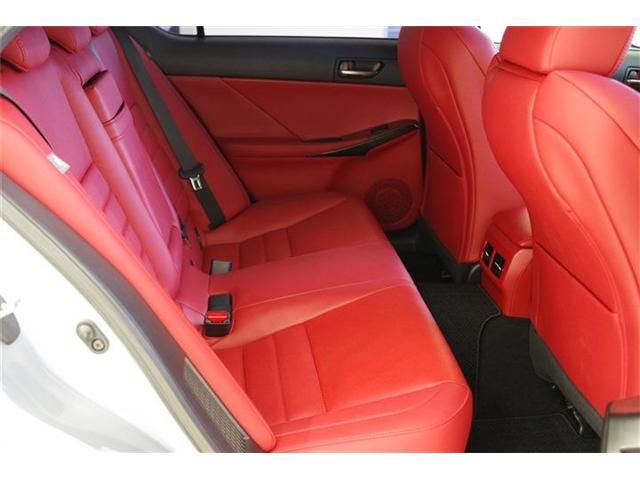 TOYOTA LEXUS IS300H 2021 Image 31