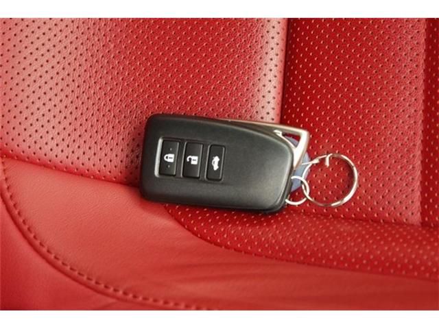 TOYOTA LEXUS IS300H 2021 Image 31