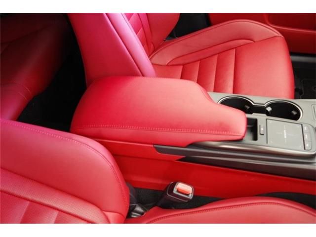 TOYOTA LEXUS IS300H 2021 Image 31