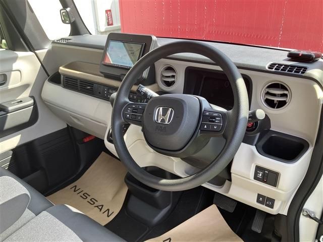 HONDA N BOX 2025 Image 31