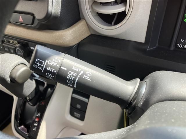 HONDA N BOX 2025 Image 31