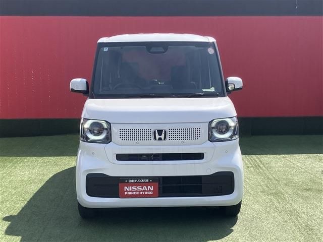 HONDA N BOX 2025 Image 31