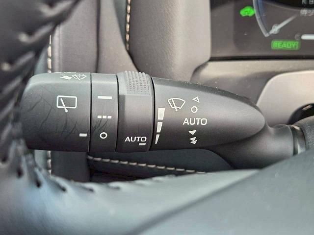 TOYOTA ALPHARD HYBRID 2024 Image 31