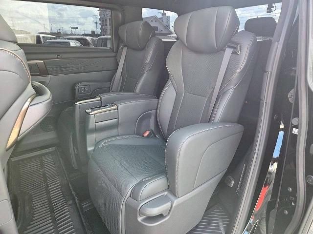 TOYOTA ALPHARD HYBRID 2024 Image 31