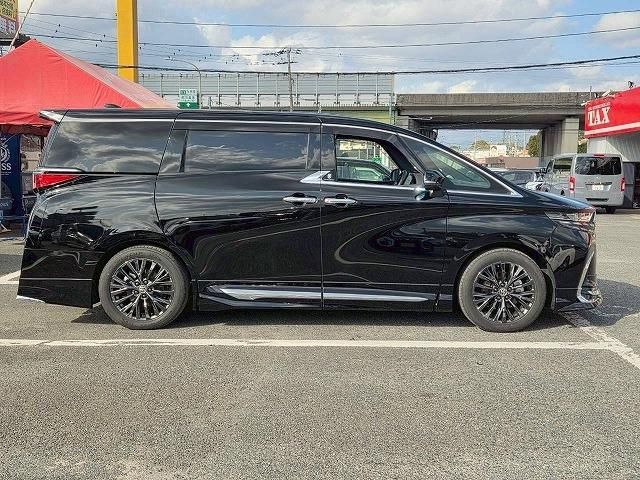 TOYOTA ALPHARD HYBRID 2024 Image 31
