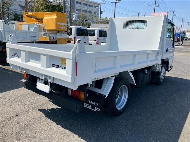 ISUZU  2016 Image 31