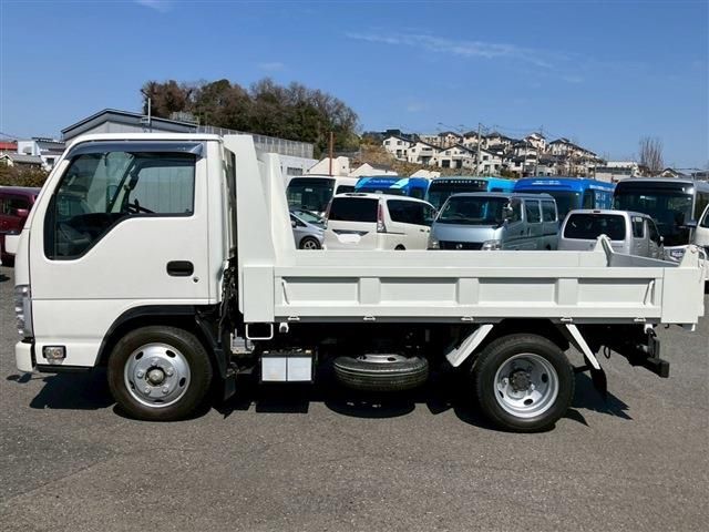 ISUZU  2016 Image 31