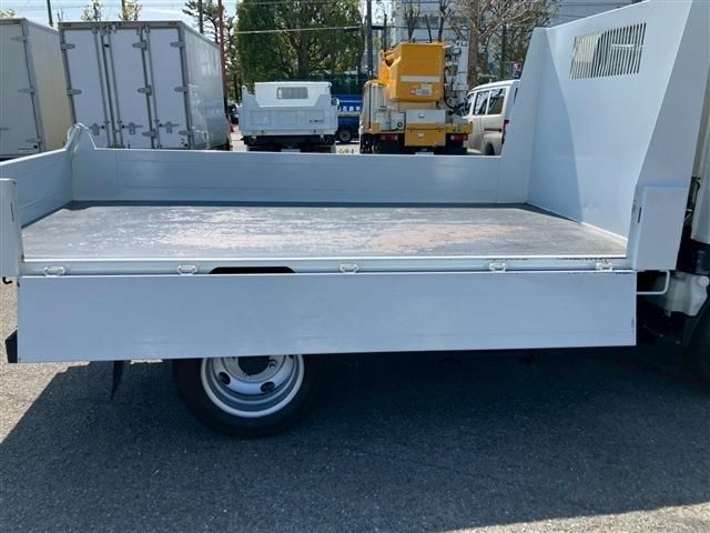 ISUZU  2016 Image 31